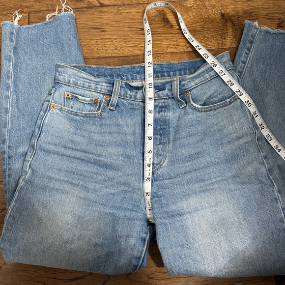 Levi’s Wedgie Jeans - Picture 4 of 6